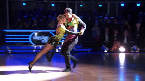 DWTS2015-03-23-23h15m09s2.png