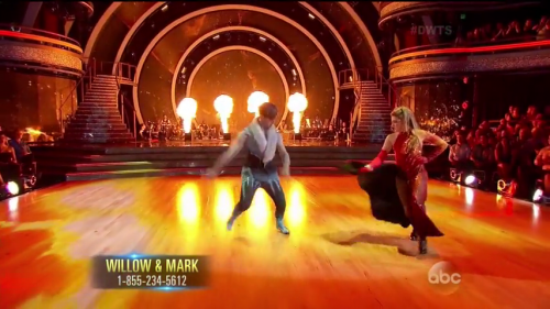 DWTS2015-03-30-21h14m05s60.png