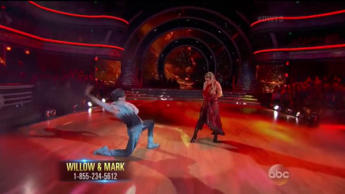 DWTS2015-03-30-21h14m24s3.png