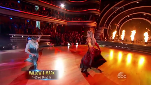DWTS2015-03-30-21h14m28s35.png