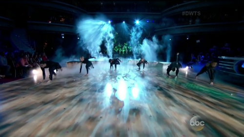 DWTS2015-04-07-19h48m01s139.png
