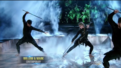 DWTS2015-04-07-19h48m15s21.png