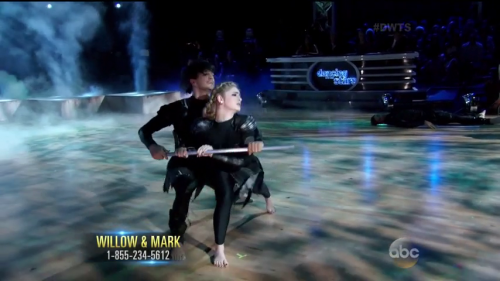 DWTS2015-04-07-19h48m50s116.png