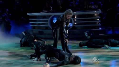 DWTS2015-04-07-19h49m50s200.png
