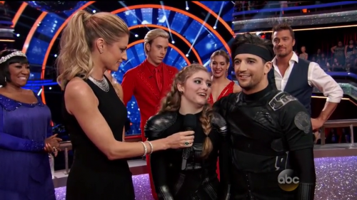 DWTS2015-04-07-19h53m14s199.png