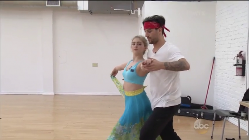 DWTS2015-04-13-20h26m07s217.png