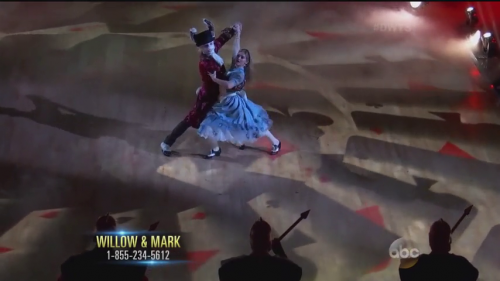 DWTS2015-04-13-20h29m36s251.png