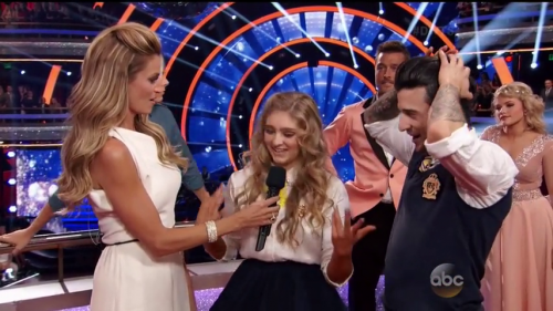 DWTS2015-04-20-19h54m06s207.png