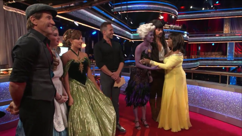 DWTS2015-04-22-14h24m50s20.png