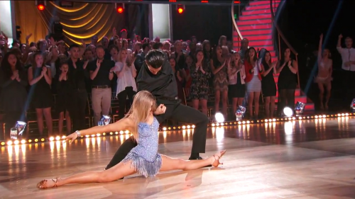 DWTS2015-04-28-23h20m54s121.png