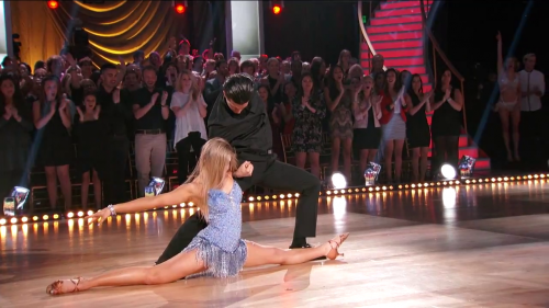 DWTS2015-04-28-23h21m00s182.png