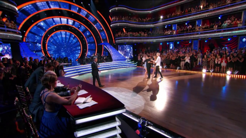 DWTS2015-04-28-23h21m09s17.png