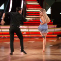 DWTS2015-04-28-23h19m31s64.png
