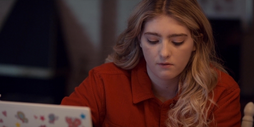 willow_shields-spinning_out-S01E08-00008.jpg